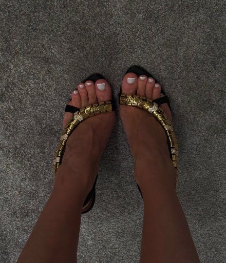 Gold Chain Sandal - 여성을위한 골드 메탈 체인 섹시한 가죽