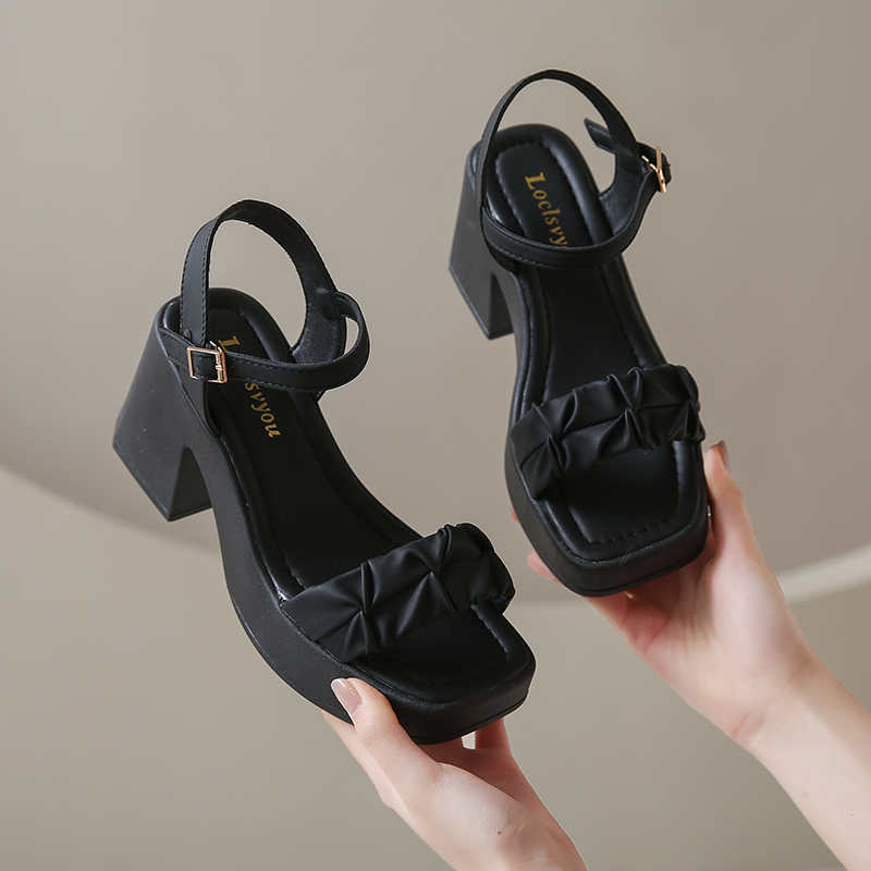 Women Shoes Types - 힐 없는 캠프 여성 샌들 럭셔리