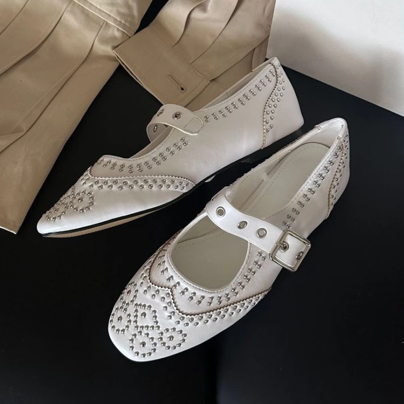 레트로 리벳 버클 디자인 플랫 여성 라운드 발가락 얕은 - Women Shoes Brands 리뷰 및 가격