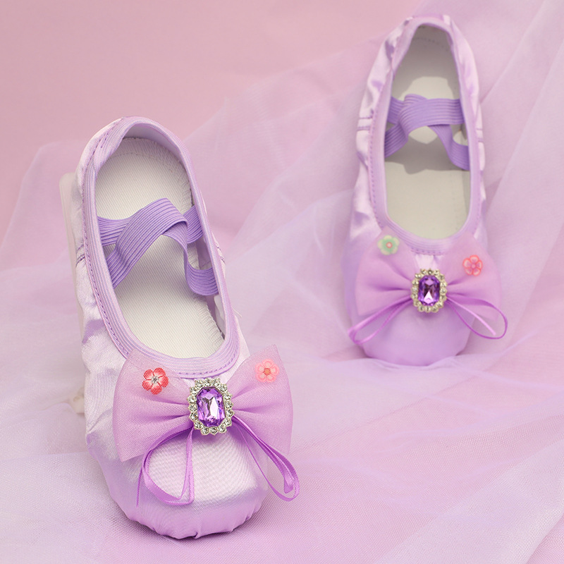 여아 꽃무늬 댄스 슈즈 부드러운 밑창 중국 아동 발레  - Women'S Xc Shoes 리뷰 및 가격