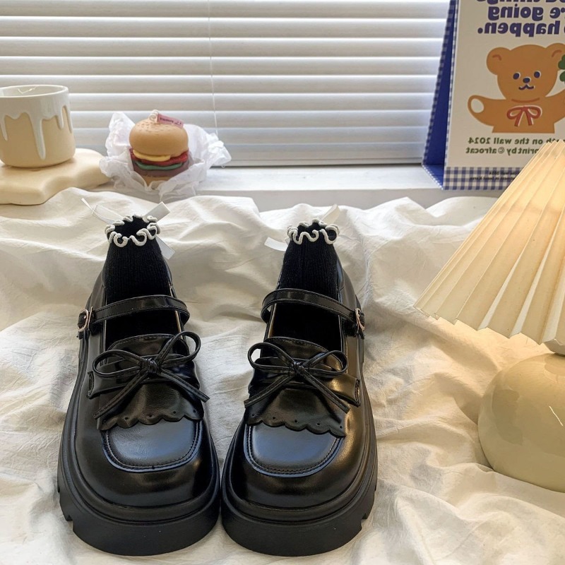 럭셔리 여성 특허 가죽 신발 로리타 일본 메리 제인 신 - Patent Leather Pump 리뷰 및 가격