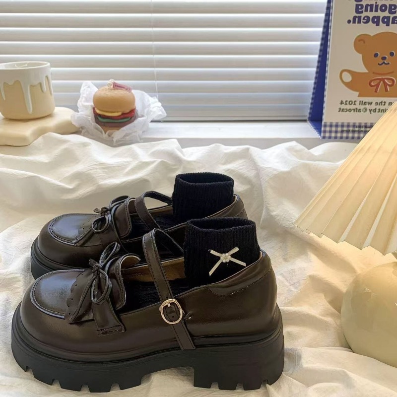 럭셔리 여성 특허 가죽 신발 로리타 일본 메리 제인 신 - Patent Leather Pump 리뷰 및 가격