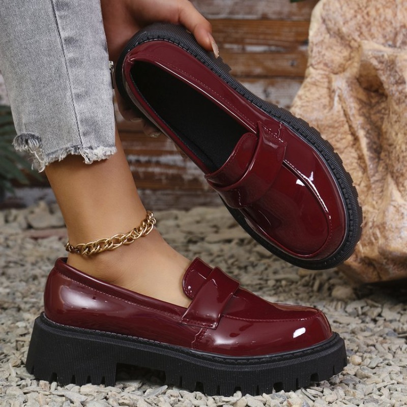 특허 가죽 메드 힐 로퍼 신발 여성 솔리드 컬러 슬립  - Patent Leather Pump 리뷰 및 가격