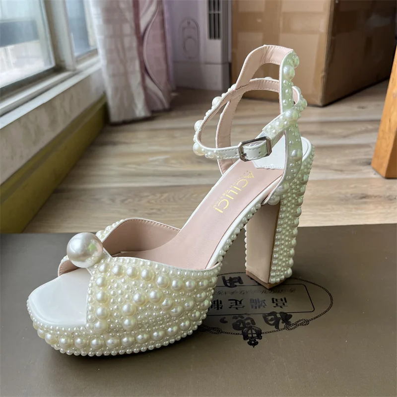 럭셔리 브랜드 여성 신발 완전 수제 진주 두꺼운 굽 샌 - Women Shoes Brands 리뷰 및 가격
