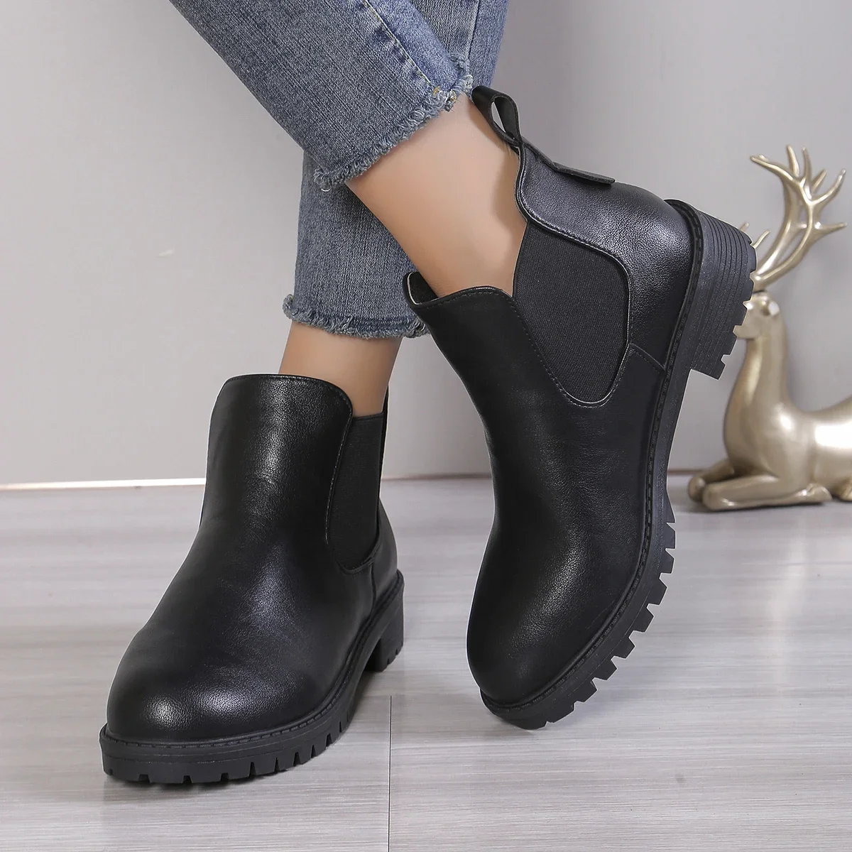 여성 캐주얼 첼시 발목 부츠 라운드 발가락 블랙 PU  - Women'S Shoes Chelsea 리뷰 및 가격