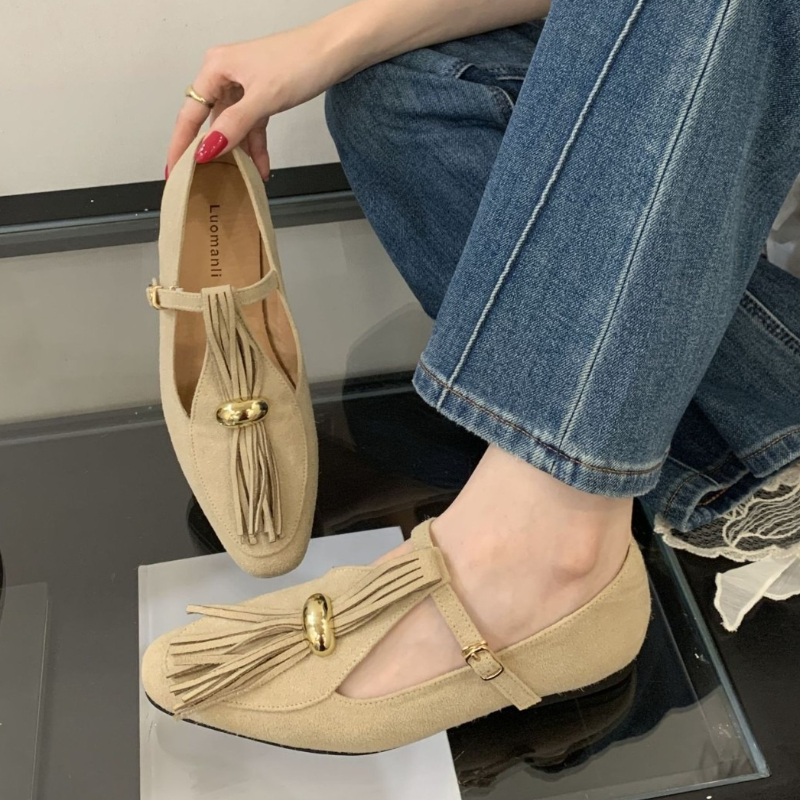 가짜 스웨이드 T 형 플랫 여성 패션 금속 장식 술 디 - Women Shoes Types 리뷰 및 가격