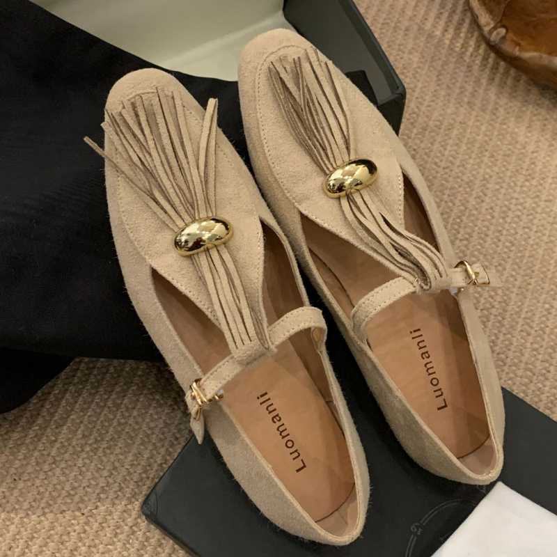 가짜 스웨이드 T 형 플랫 여성 패션 금속 장식 술 디 - Women Shoes Types 리뷰 및 가격